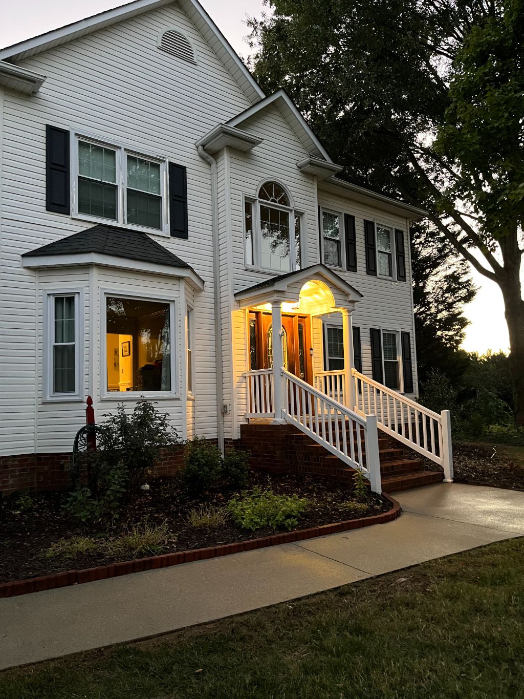 House, Walkway, and Deck Cleaning in Taylors, SC