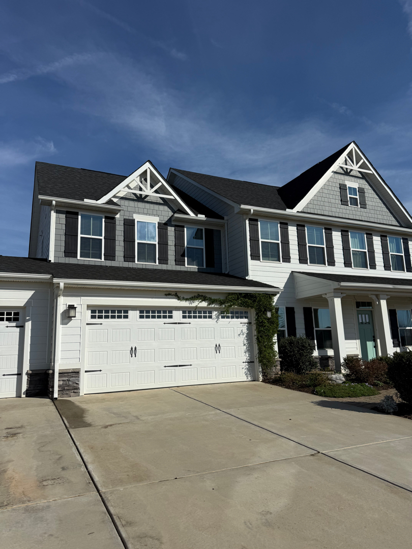 House Washing Job in Simpsonville, SC 